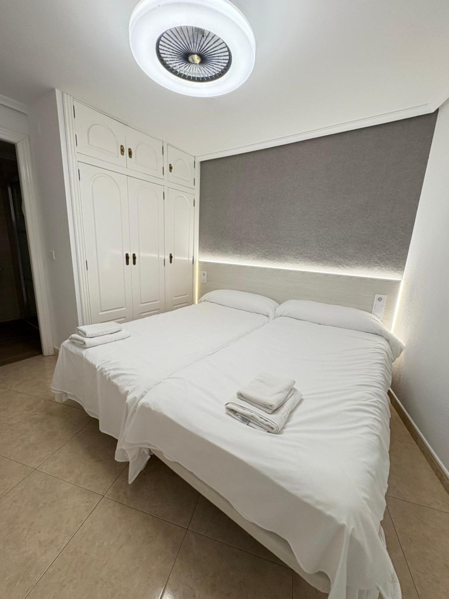 Apartamentos Carmela Benidorm Exterior photo